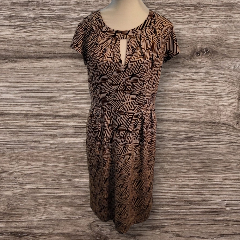 Madison Leigh Black & Tan Midi Dress with Front Cutout & Back Zip, Size 10, EUC